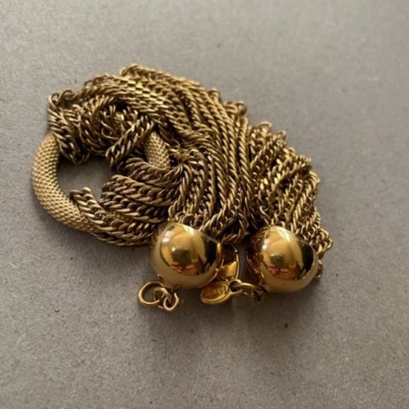 Monet Electroplated Gilded Gold Multi Chain Circle 7" Bracelet 1960's - Picture 5 of 9